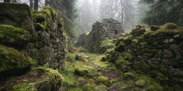 Zhůří – ves, kterou odnesl vítr a armáda